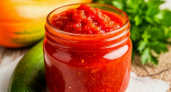 Кабачковая аджика — не классика, но вкуснее: мягкая, острая, чесночная, улетает с хлебом за минуту