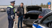 Инспектор ДПС просит открыть багажник: когда водитель обязан это сделать, а когда можно отказать без штрафа