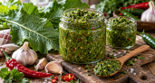 Листья хрена больше не выбрасываю: смешиваю с чесноком и перцем — зимой баночки уходят первыми