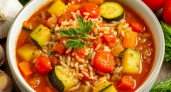 Готовлю на неделю вперед: это рагу из кабачков с рисом вкусно и горячим, и холодным — муж в восторге