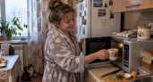 Яичницу на сковородке больше не жарю — беру простой стакан: получается в миллион раз вкуснее