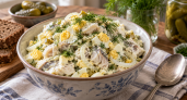 Не салат, а находка из СССР: рыба впитывает рассол и становится в разы вкуснее