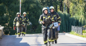 Огнеборцы тушили сильнейший пожар в Зуевке