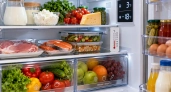 Годами неправильно выставляла температуру холодильника: узнала, сколько градусов нужно для свежести продуктов — теперь проверяю каждую полк