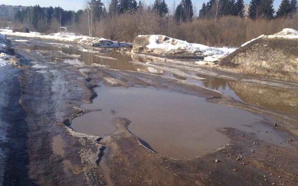 Топ от читателя: 4 самые "убитые" дороги в Кирово-Чепецке