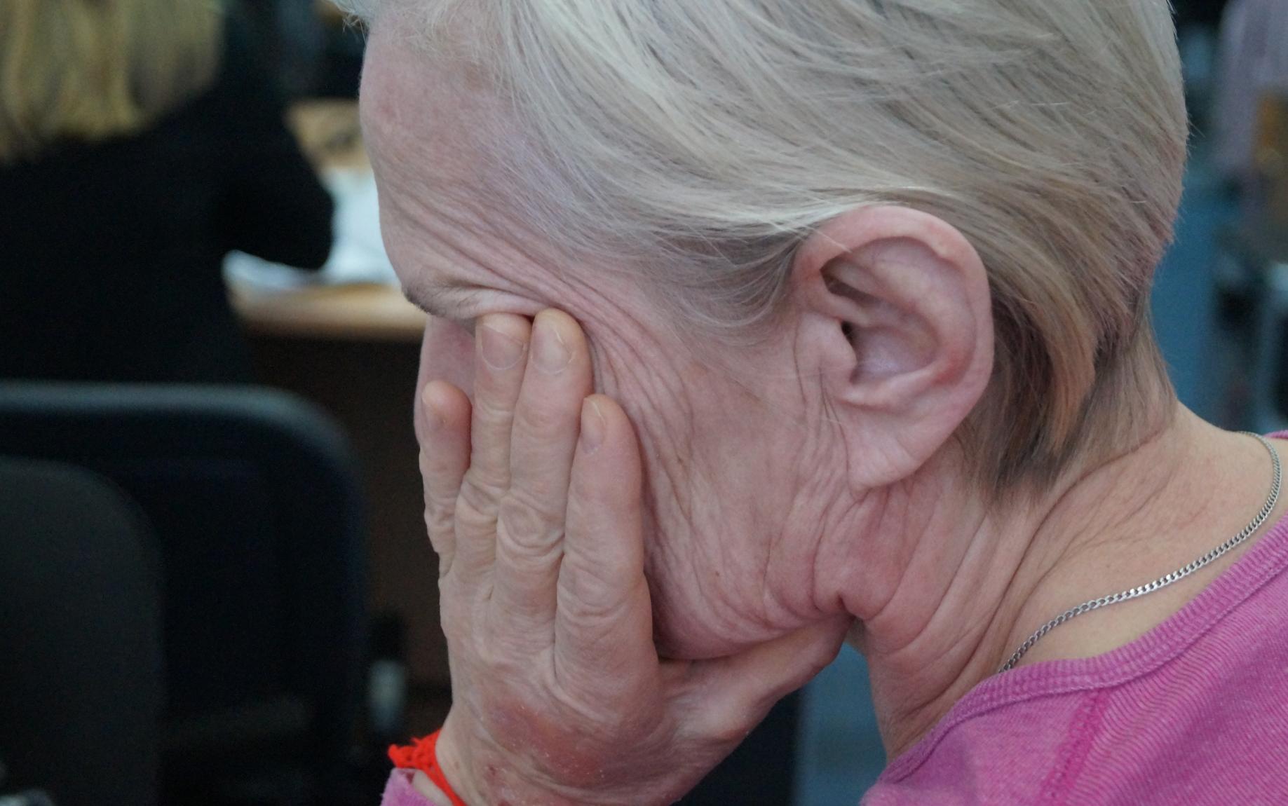 Мужчина продал чепчанке поддельные шубы за 50 000 рублей