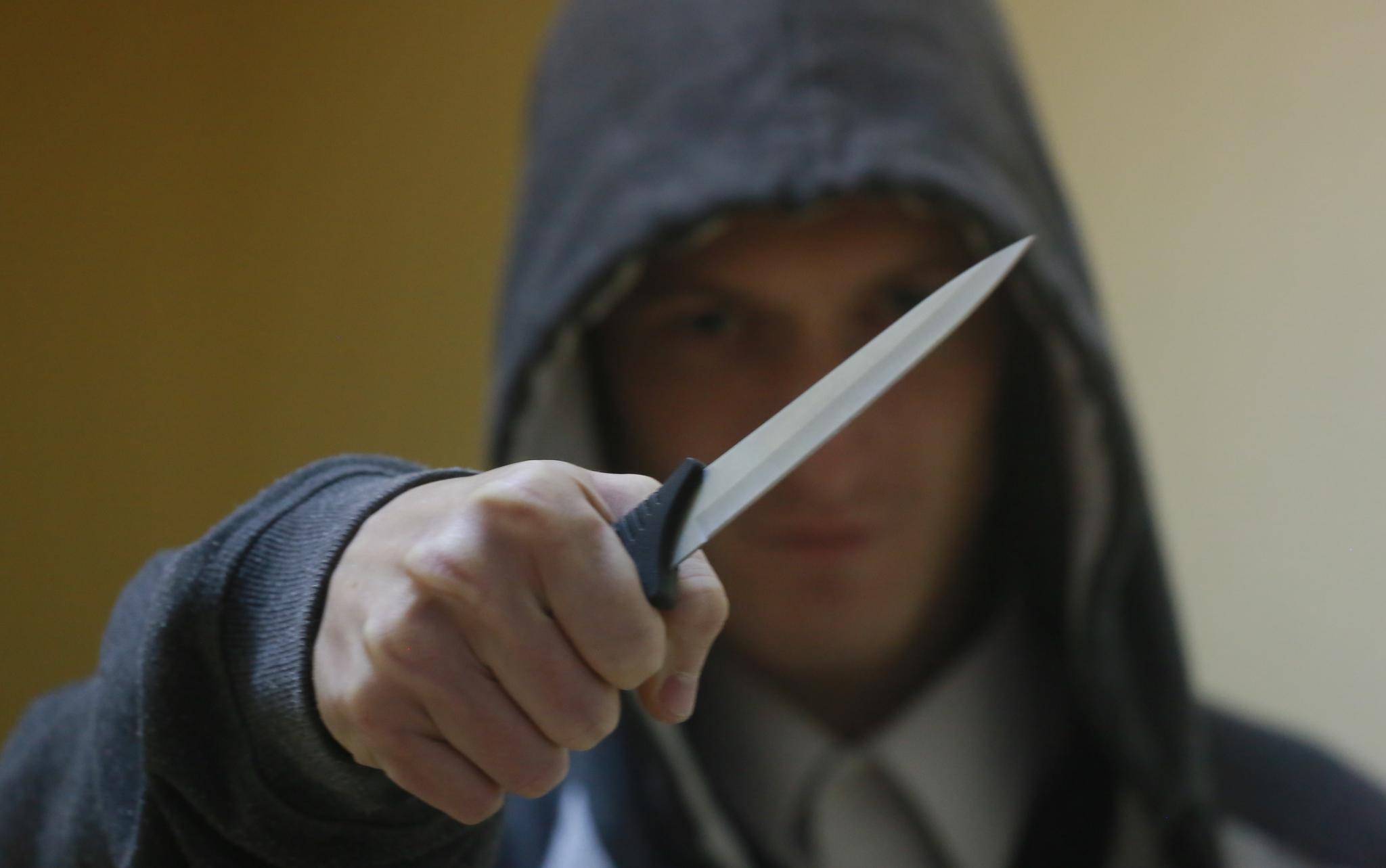 В Чепецке осудили мужчину, который угрожал возлюбленной ножом