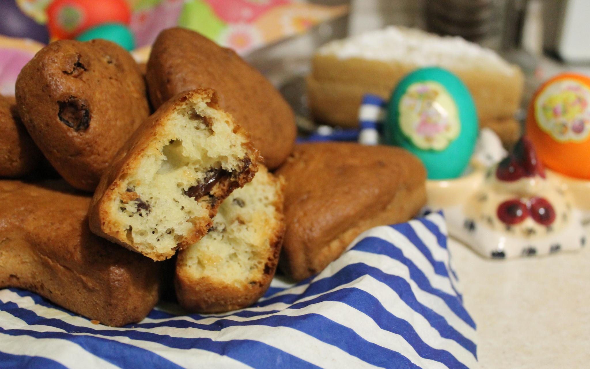 Пасхальная выпечка: кексы с изюмом