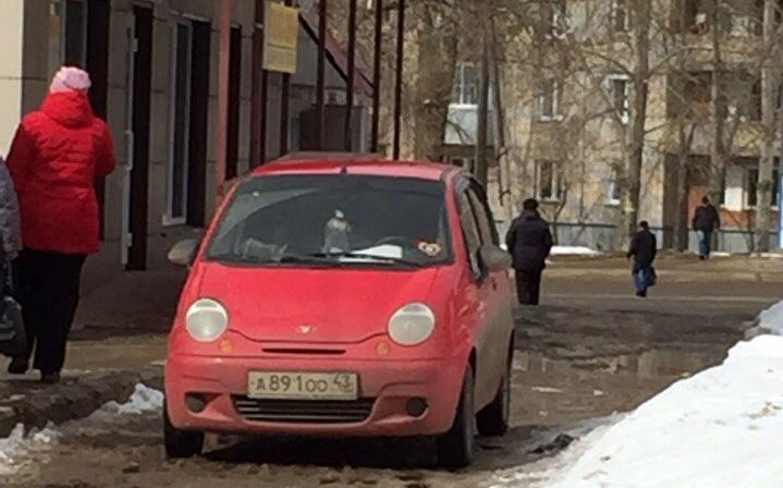 5 фото мастеров парковки в Чепецке