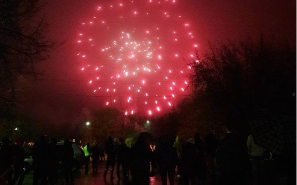 Фейерверк в День Победы: фото, видео и впечатления жителей Кирово-Чепецка