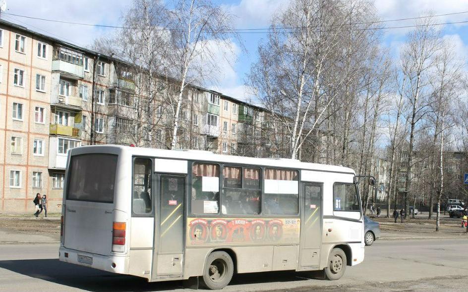 В Чепецке автобус изменил маршрут из-за плохой дороги