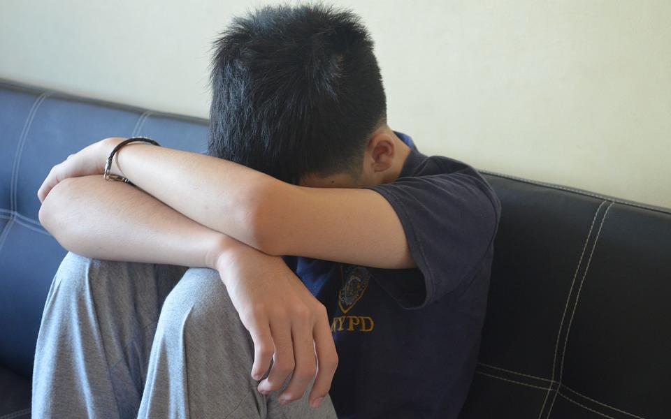 В Чепецке двое подростков пытались обокрасть магазин электронных сигарет