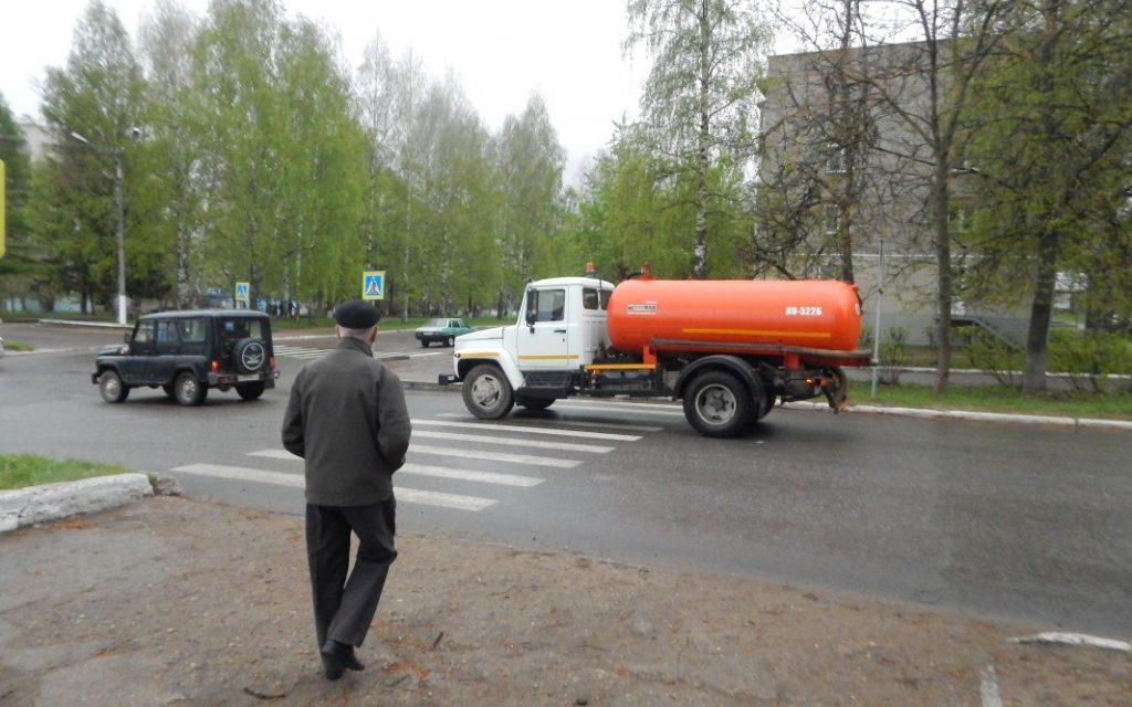 На дороги Чепецка не могут нанести новую разметку