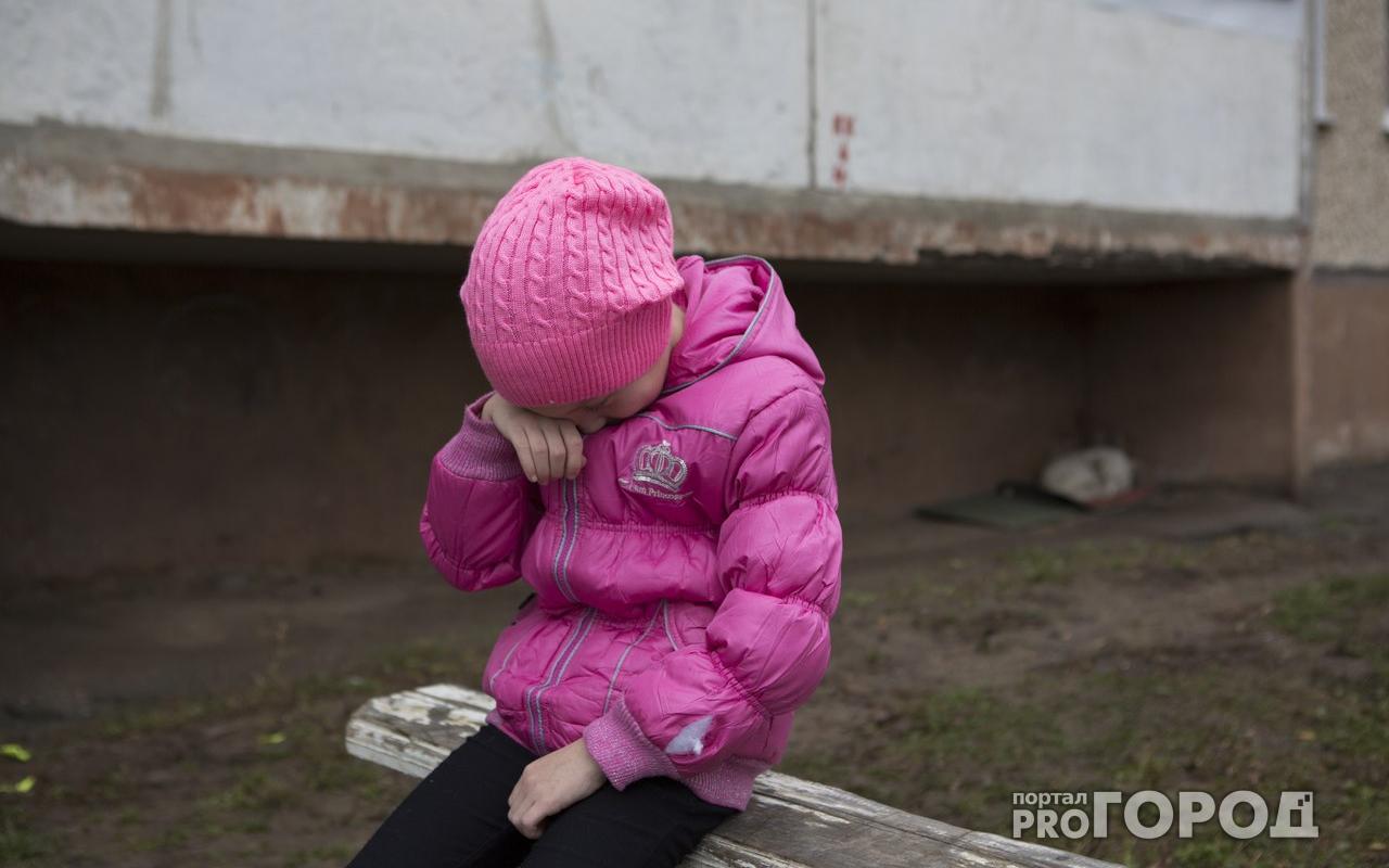 Очевидцы: «В Кирове на детской площадке мужчина избил девочку»