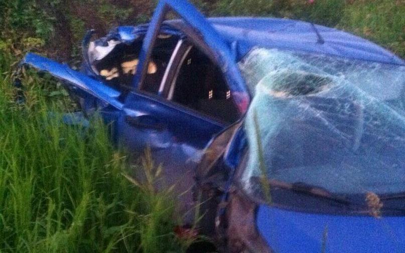 В Кировской области девушка на «Гранте» протаранила поезд