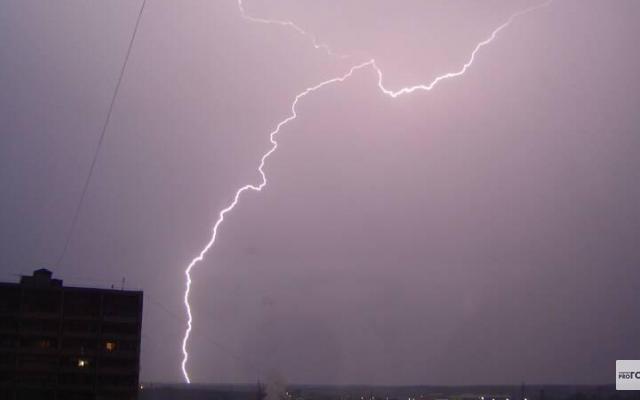 В Кировской области снова ожидаются грозы и шквалистый ветер