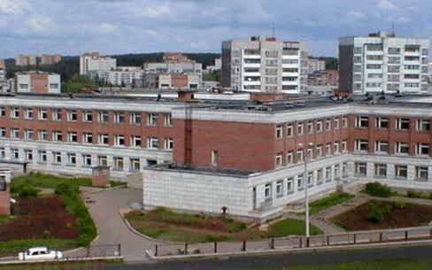 В Кирово-Чепецке обокрали многопрофильный лицей