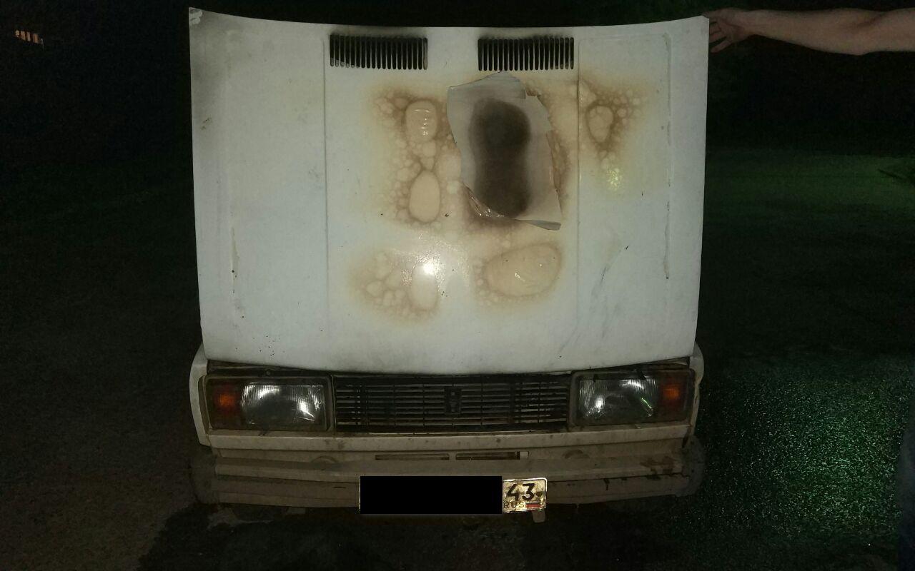 В Кирово-Чепецке на ходу вспыхнул ВАЗ