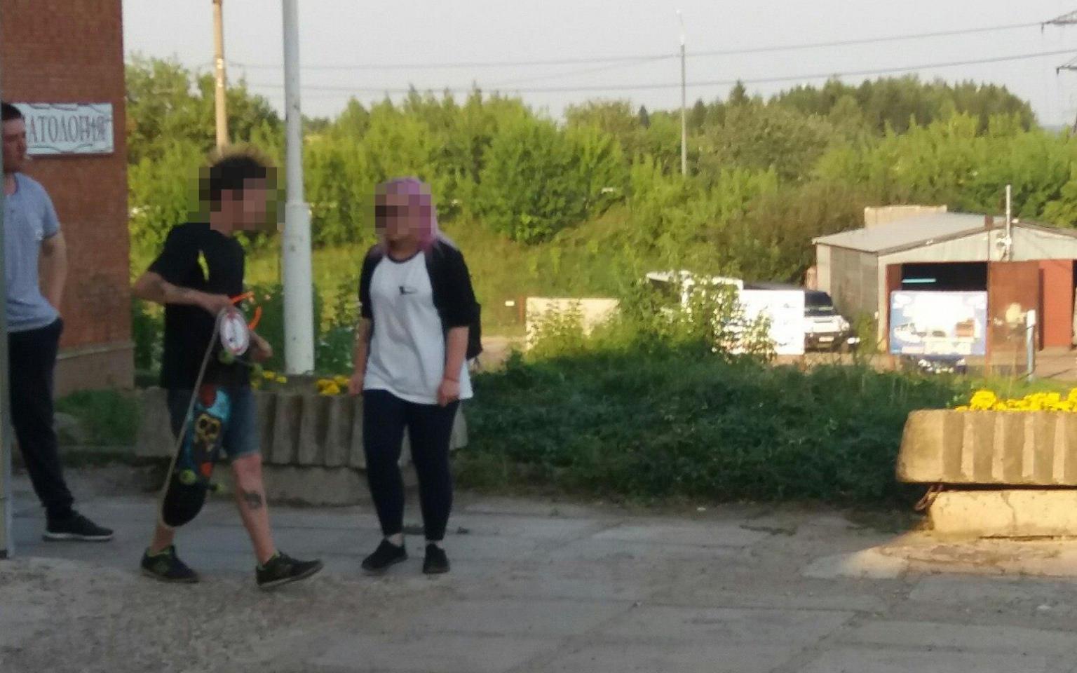 В Чепецке лже-автостопщики выпрашивают у прохожих деньги