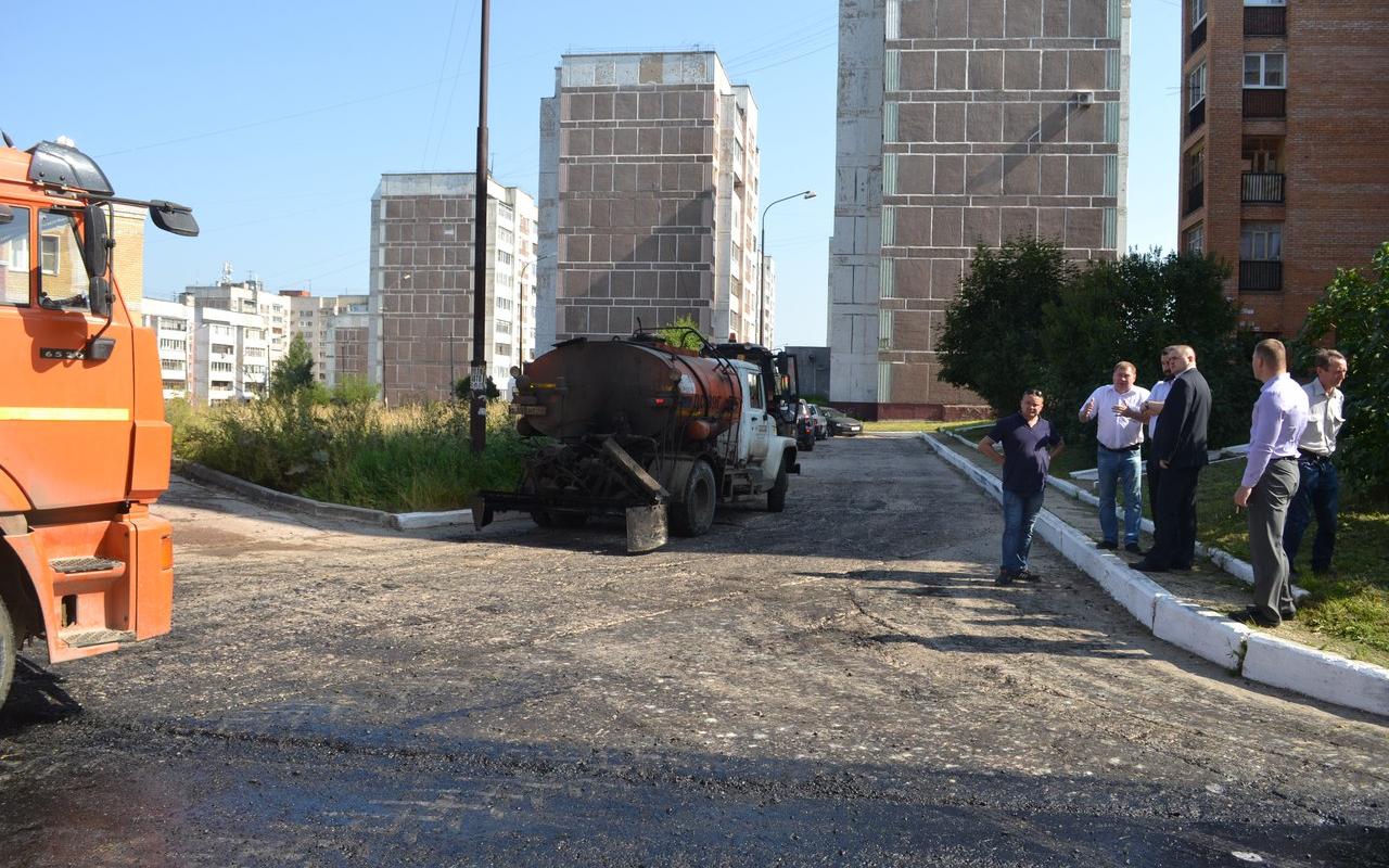 Глава администрации Кирово-Чепецка лично проверил местные дворы