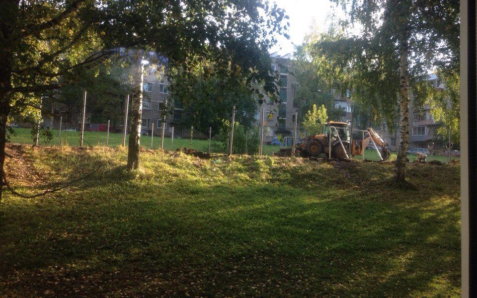 В Кирово-Чепецке началась реконструкция спортивной площадки на Ленина