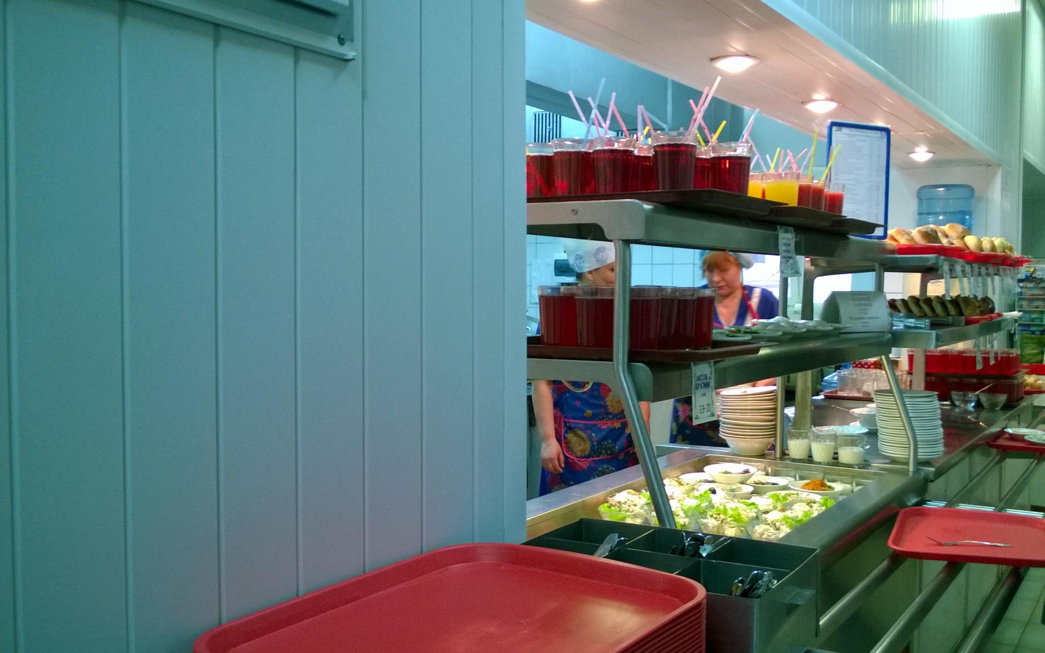 Администрацию Чепецка обязали бесплатно кормить детей-инвалидов