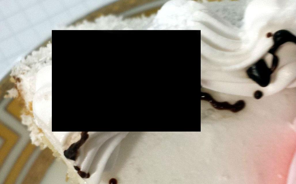 Чепчане купили в магазине торт "с сюрпризом"