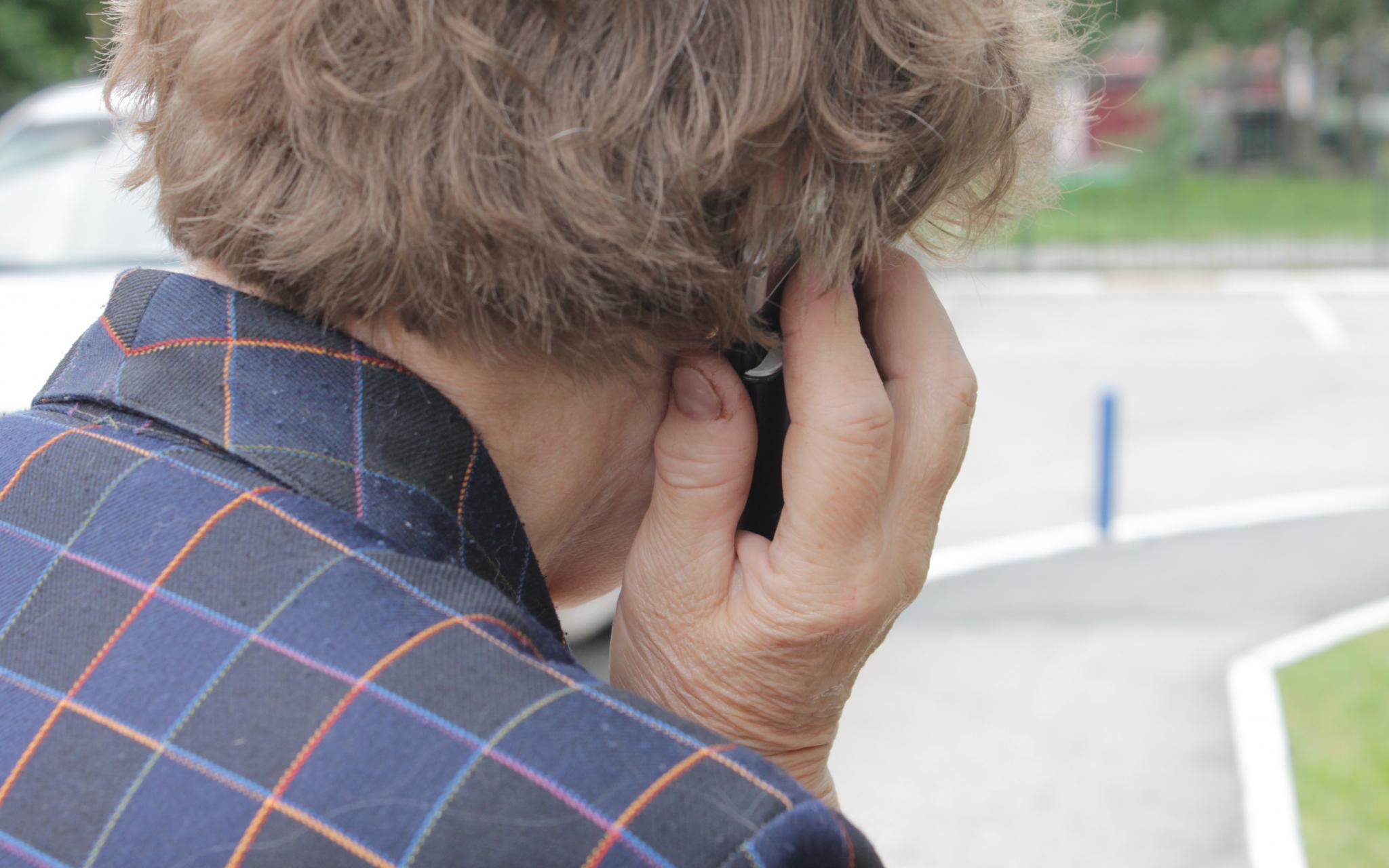 В Чепецке подростки издеваются над пожилыми людьми