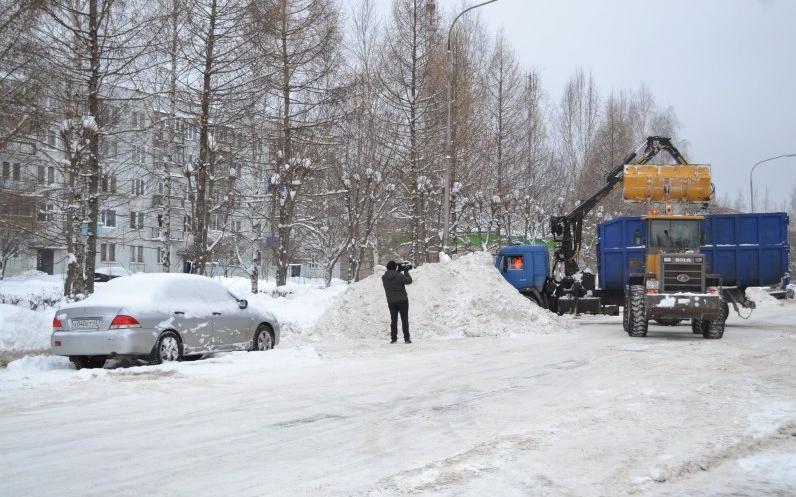 Администрация Чепецка прокомментировал ситуацию с уборкой снега