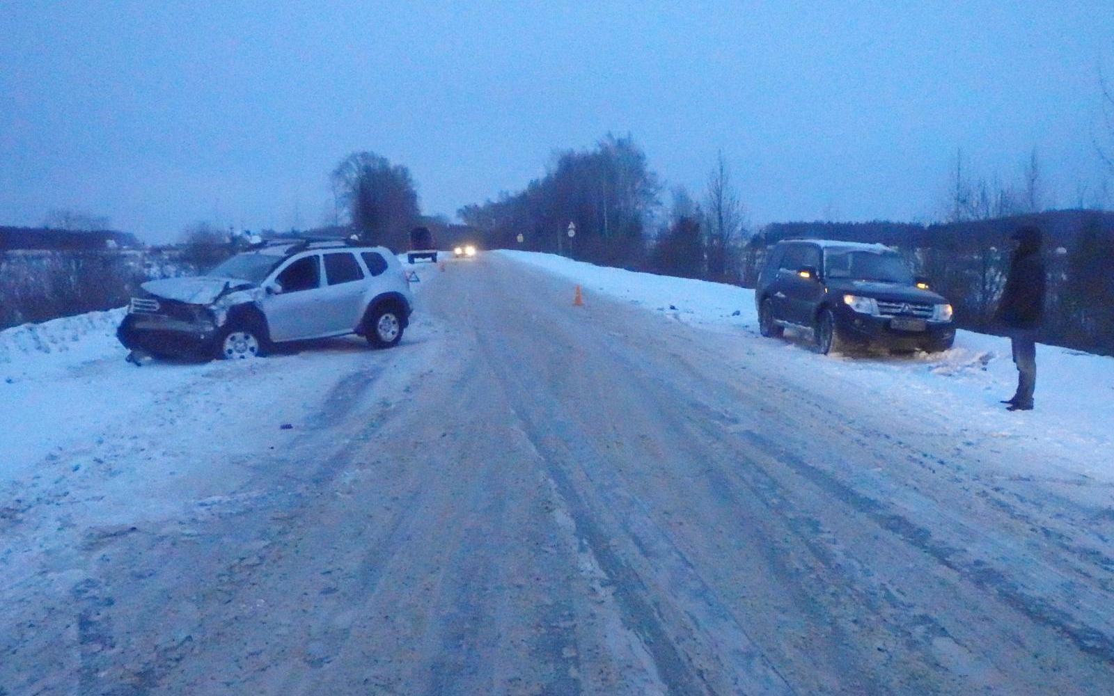 В Чепецком районе столкнулись два авто: пострадал один из водителей