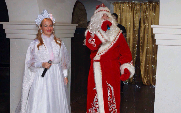 Снегурочка Анастасия Честных: "Я командую Дедом Морозом"