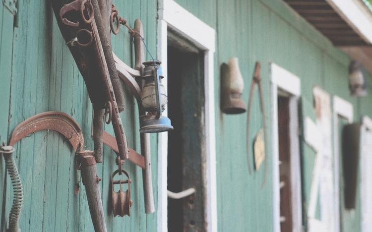 В Чепецком районе в сарае нашли тело пропавшего мужчины
