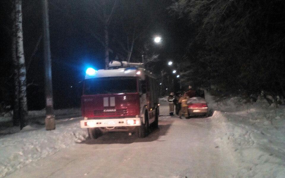 Очевидец: "В Чепецке на Ленина вспыхнула машина"