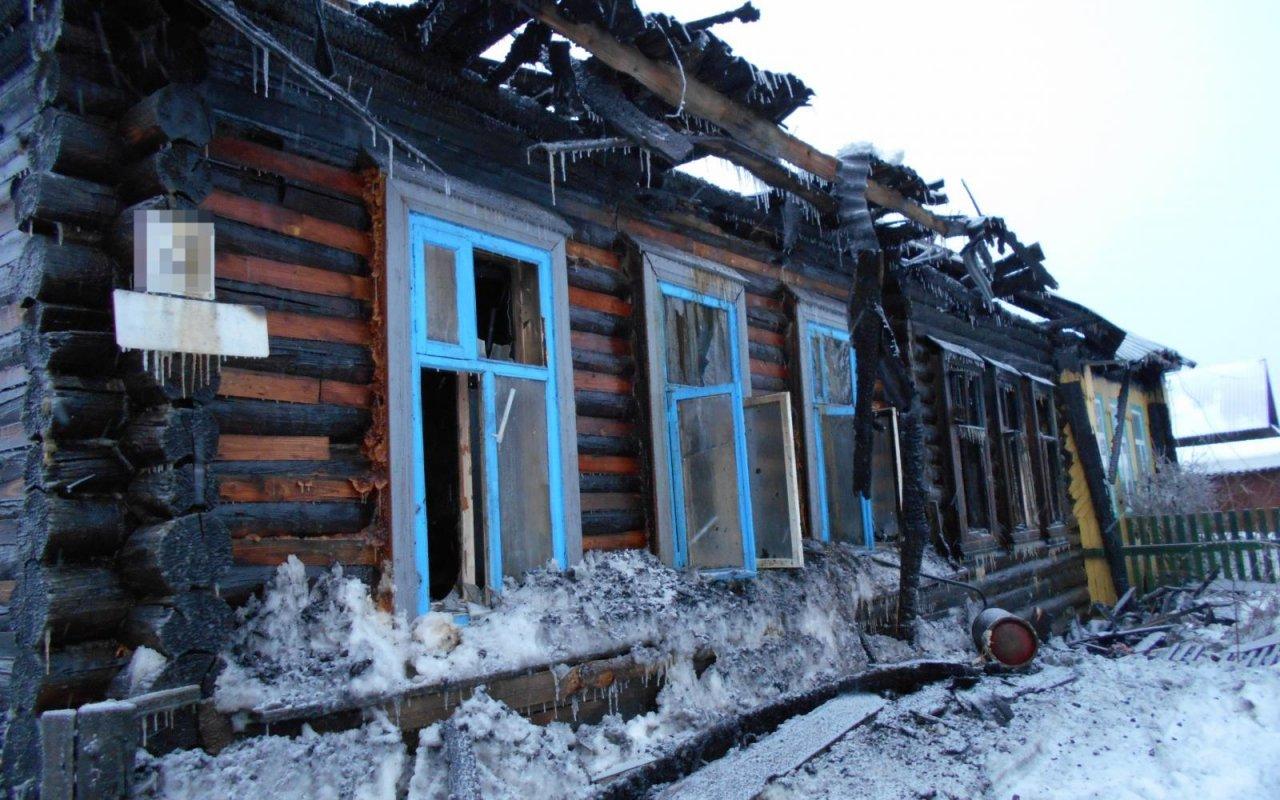 В Кировской области в пожаре погибли два человека