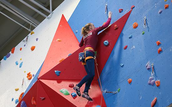 Спортивные новости Чепецка: открытие скалодрома и первенство по шашкам