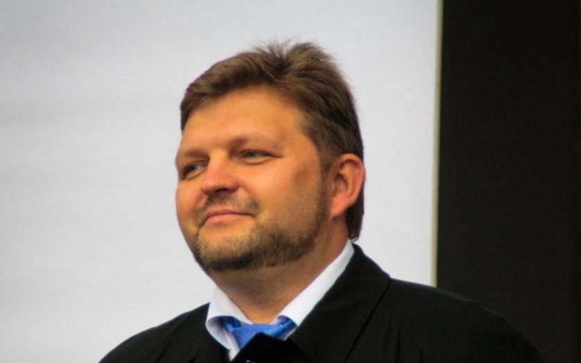 Как Никита Белых и его супруга отреагировали на приговор: видео из суда