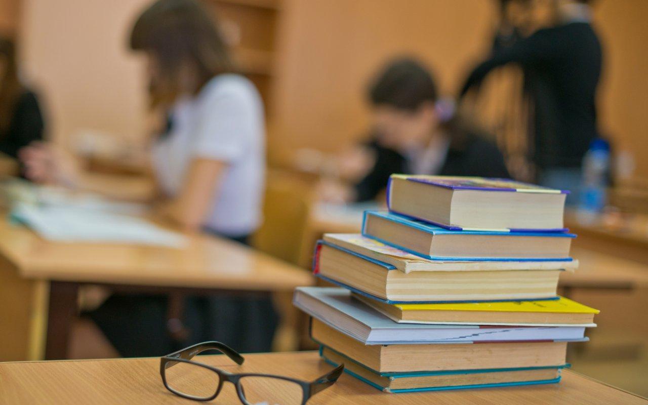 В Кирово-Чепецке выберут лучшего учителя и воспитателя