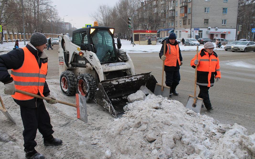 Чепецкая прокуратура внесла представление коммунальщикам за плохую очистку дорог