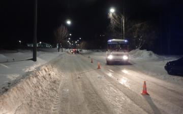 В Чепецке автобус сбил женщину: ее личность не могут установить