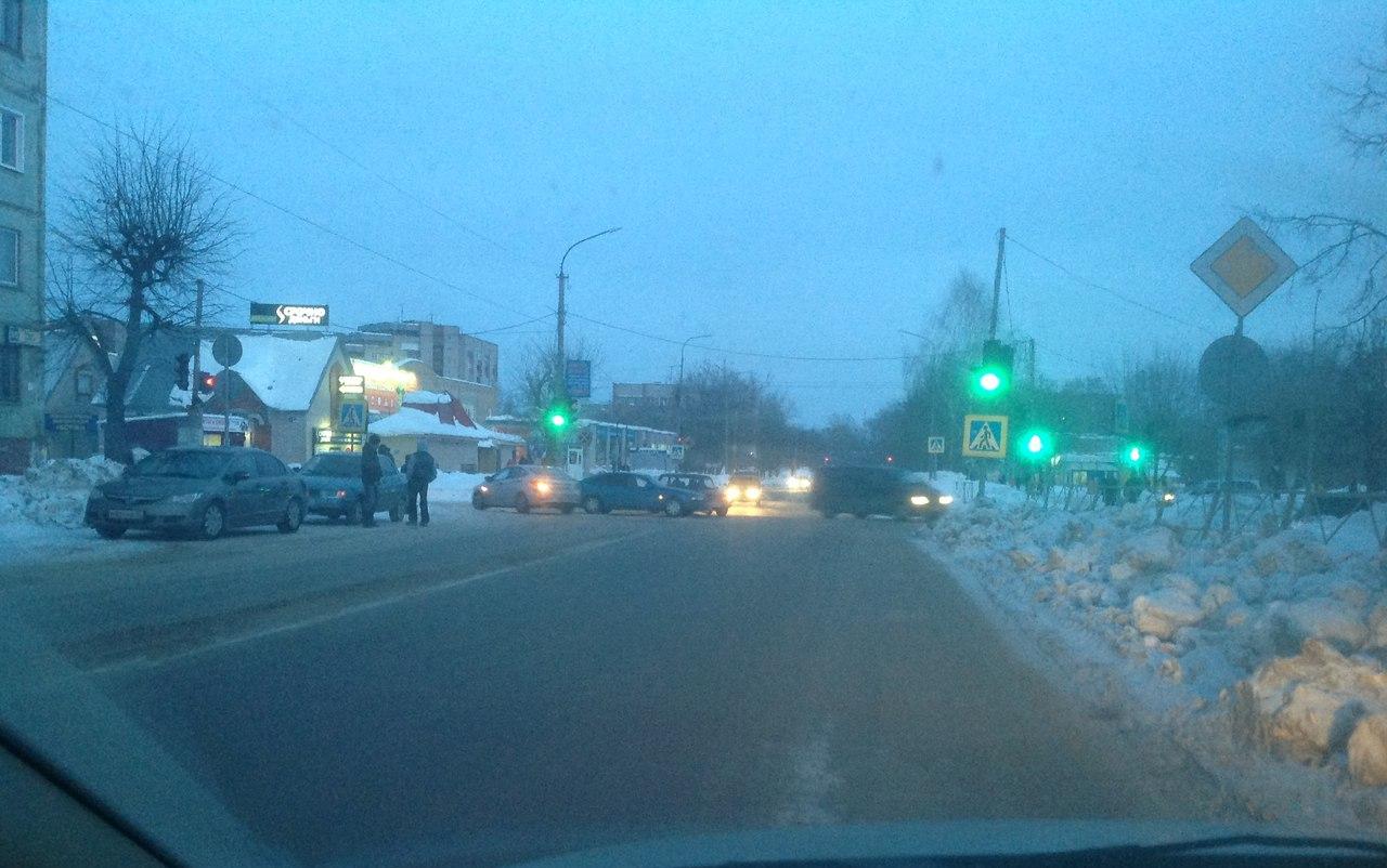 В Чепецке проведут проверку после ДТП на проспекте Мира