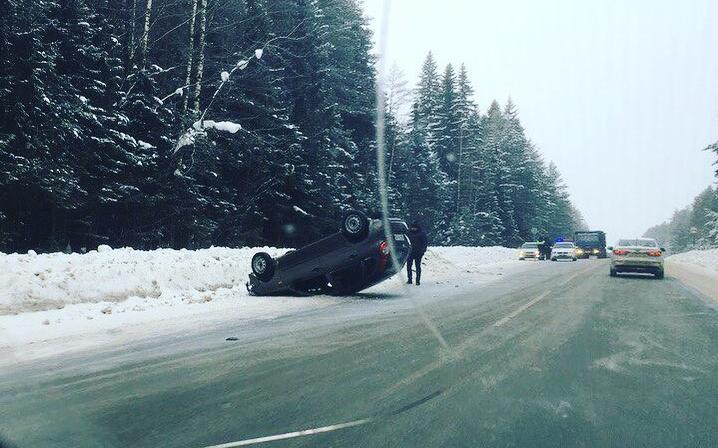 В Кирово-Чепецком районе перевернулась LADA  Kalina