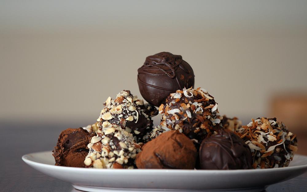 Кировчанка потеряла 14 тысяч рублей, покупая конфеты к 23 февраля