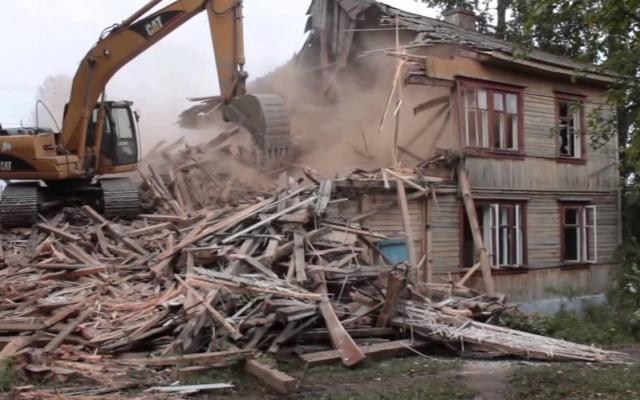 В администрации рассказали, куда переселят жителей аварийных домов в Чепецке