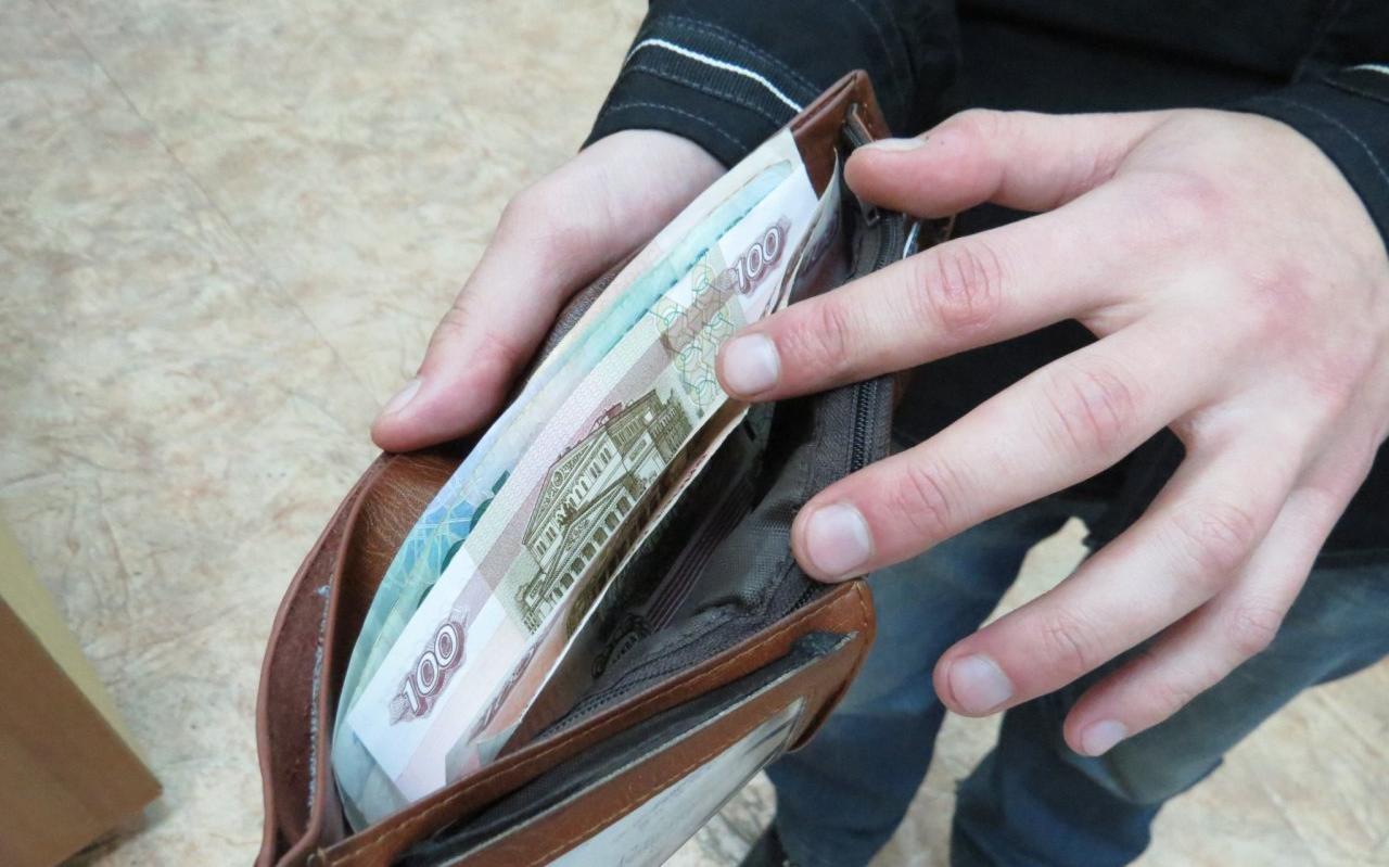 Мошенник обманул чепчанина при покупке автозапчастей