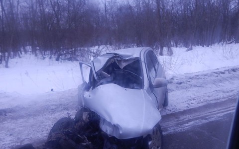 В Кирово-Чепецком районе из-за столкновения КАМАЗа и Hyundai Getz погибла 29-летняя девушка