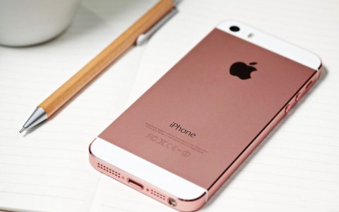 Известно, когда чепчане смогут купить новый iPhone SE и за сколько