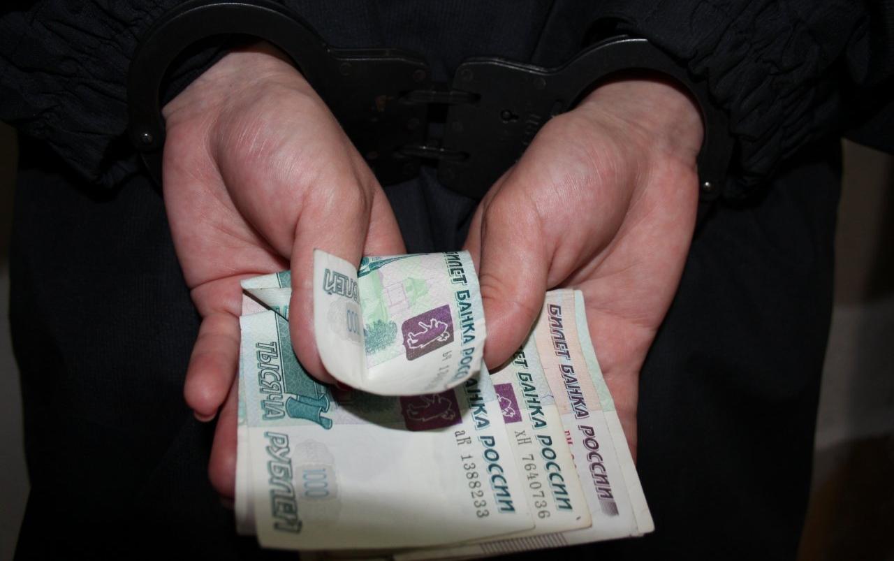 Экс-директор кировской турфирмы оставила чепчан без путевок и денег