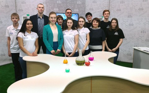 Кировские школьники стали участниками телетурнира по химии «УРАЛХИМ класс»