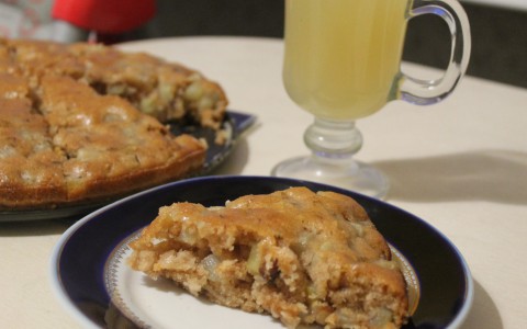 Постный рецепт: грушево-медовый пирог