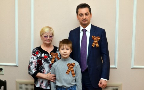 Сергей Момцемлидзе встретился с родственниками Героя Советского Союза Вячеслава Норсеева